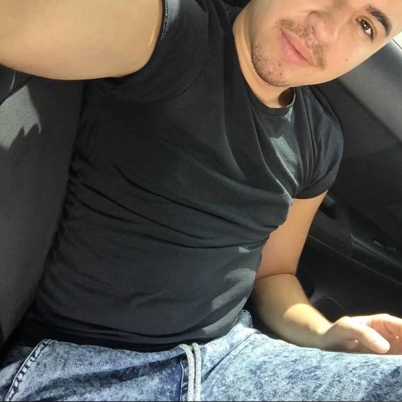 Meet your Posher, Ricky - Picture 1 of 1